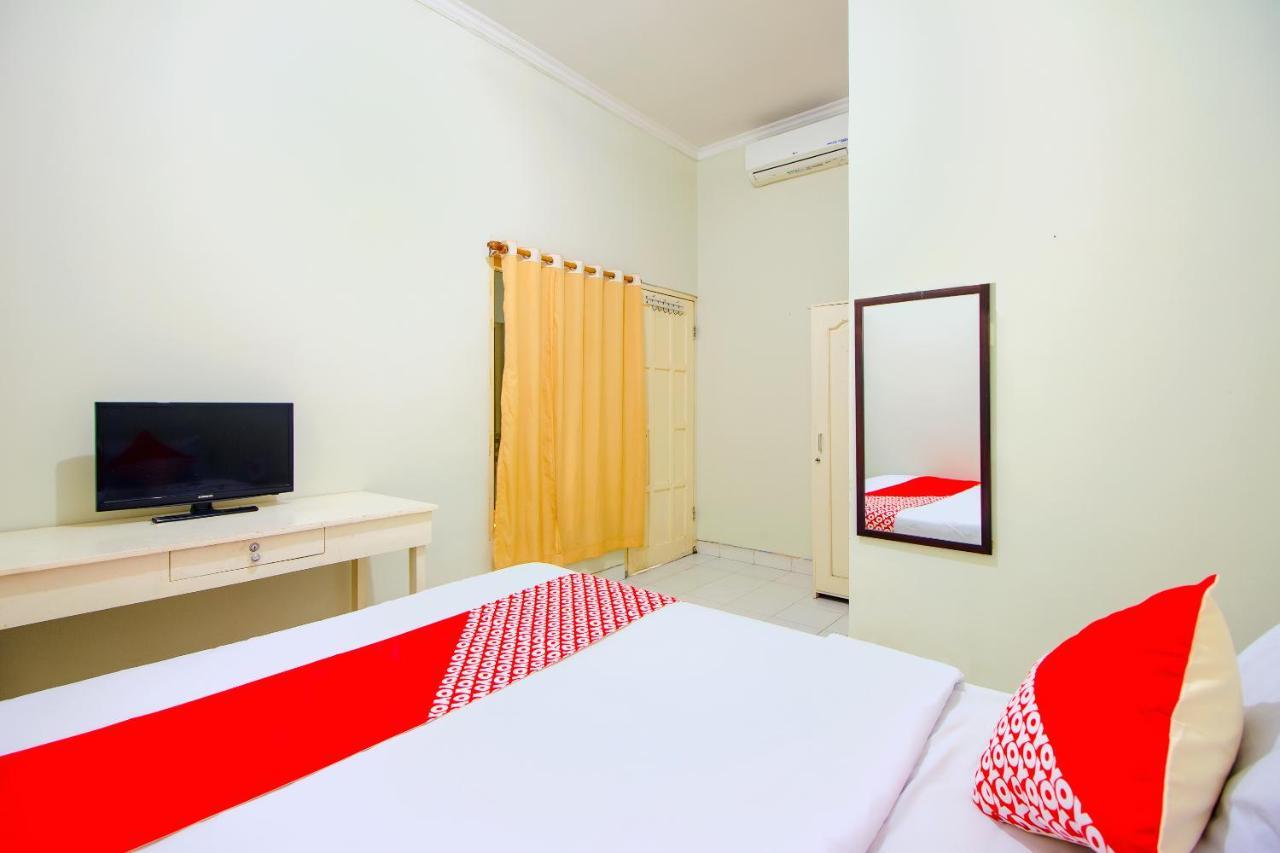 Oyo 3083 D Kost 3 Syariah Hotel Yogyakarta Exterior photo