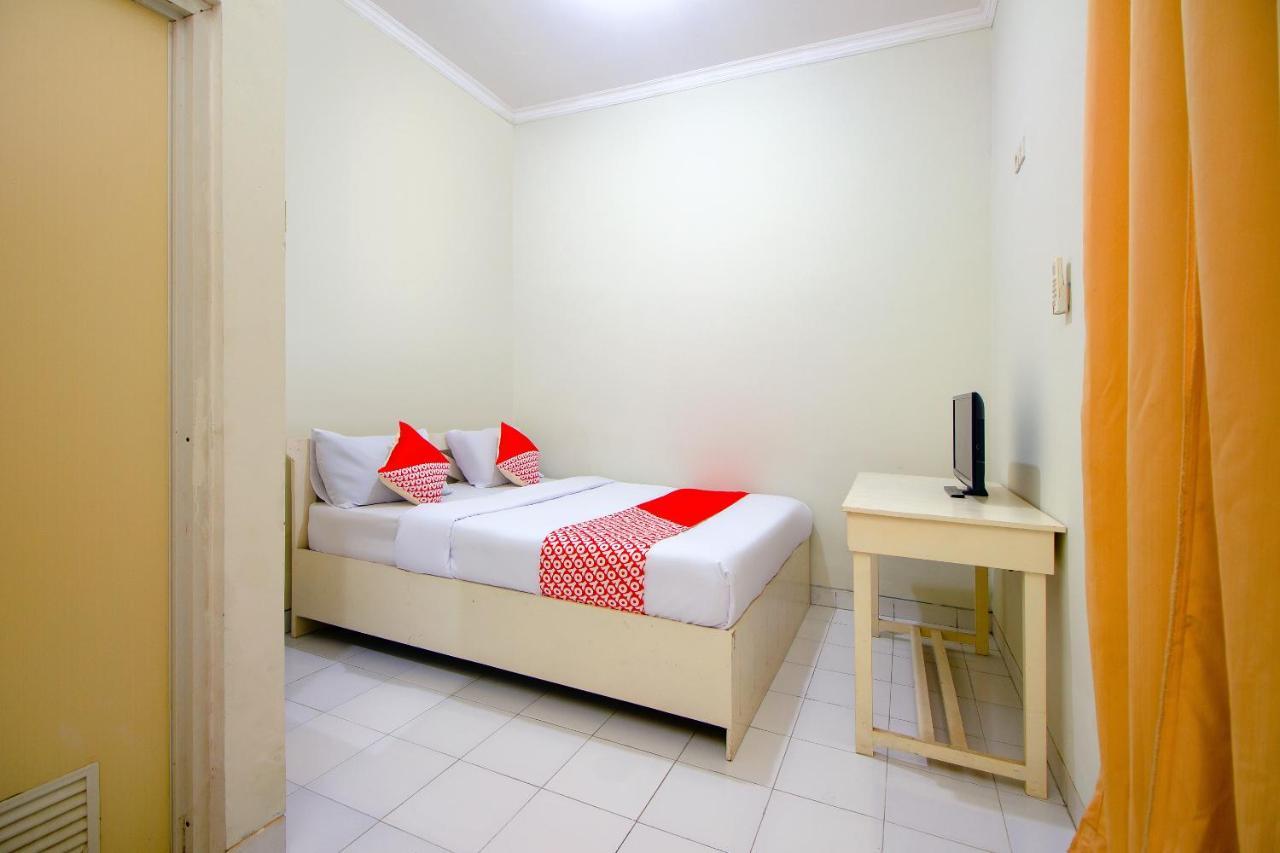 Oyo 3083 D Kost 3 Syariah Hotel Yogyakarta Exterior photo
