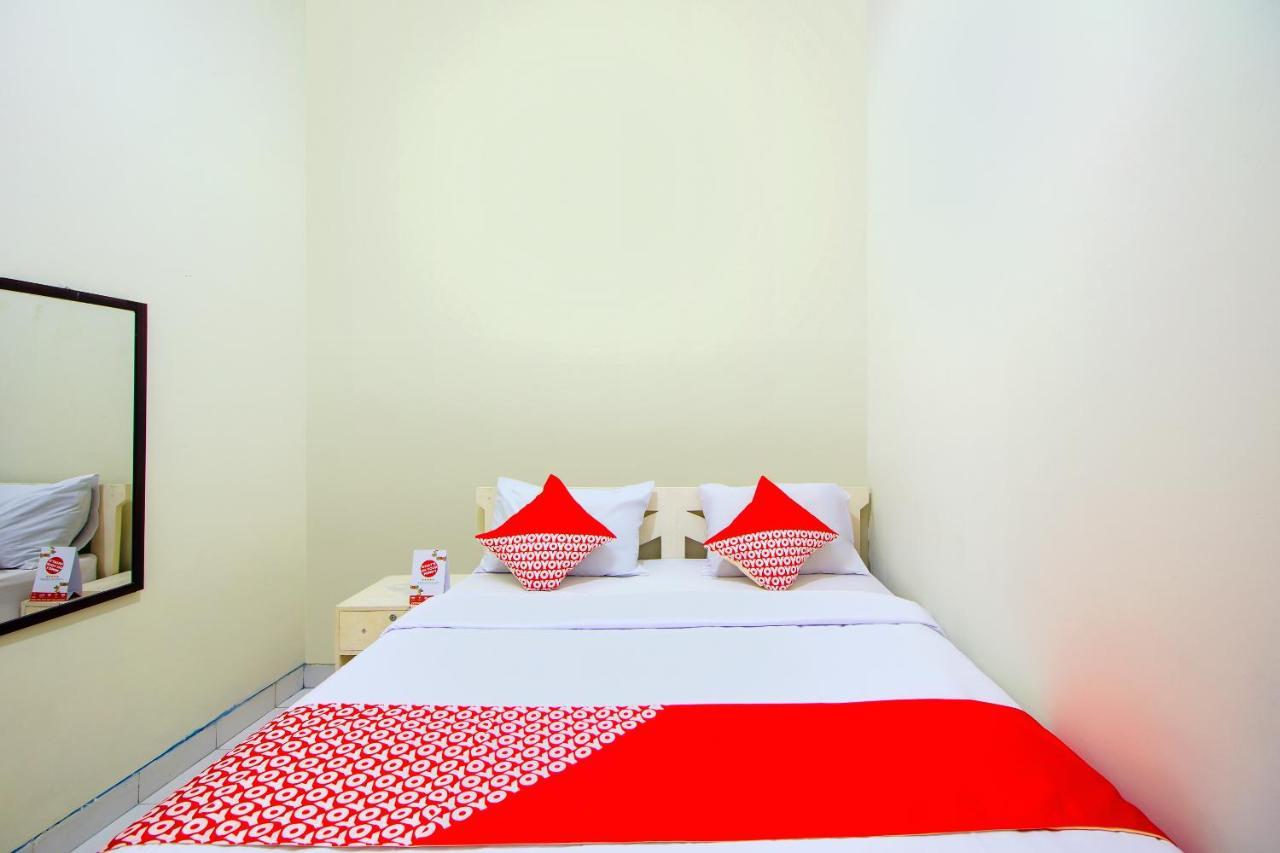 Oyo 3083 D Kost 3 Syariah Hotel Yogyakarta Exterior photo